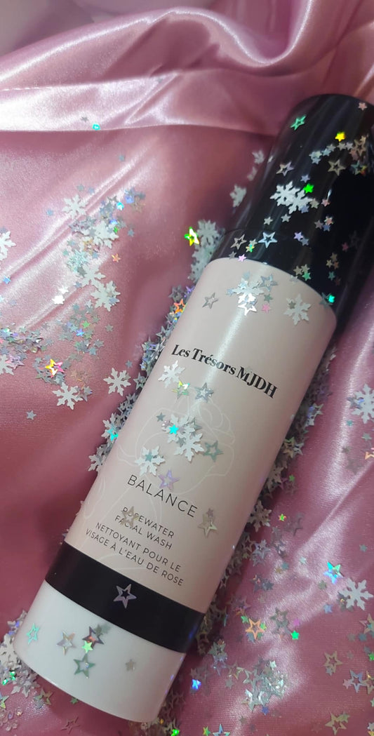 Nettoyant pour le visage à l’eau de rose Balance